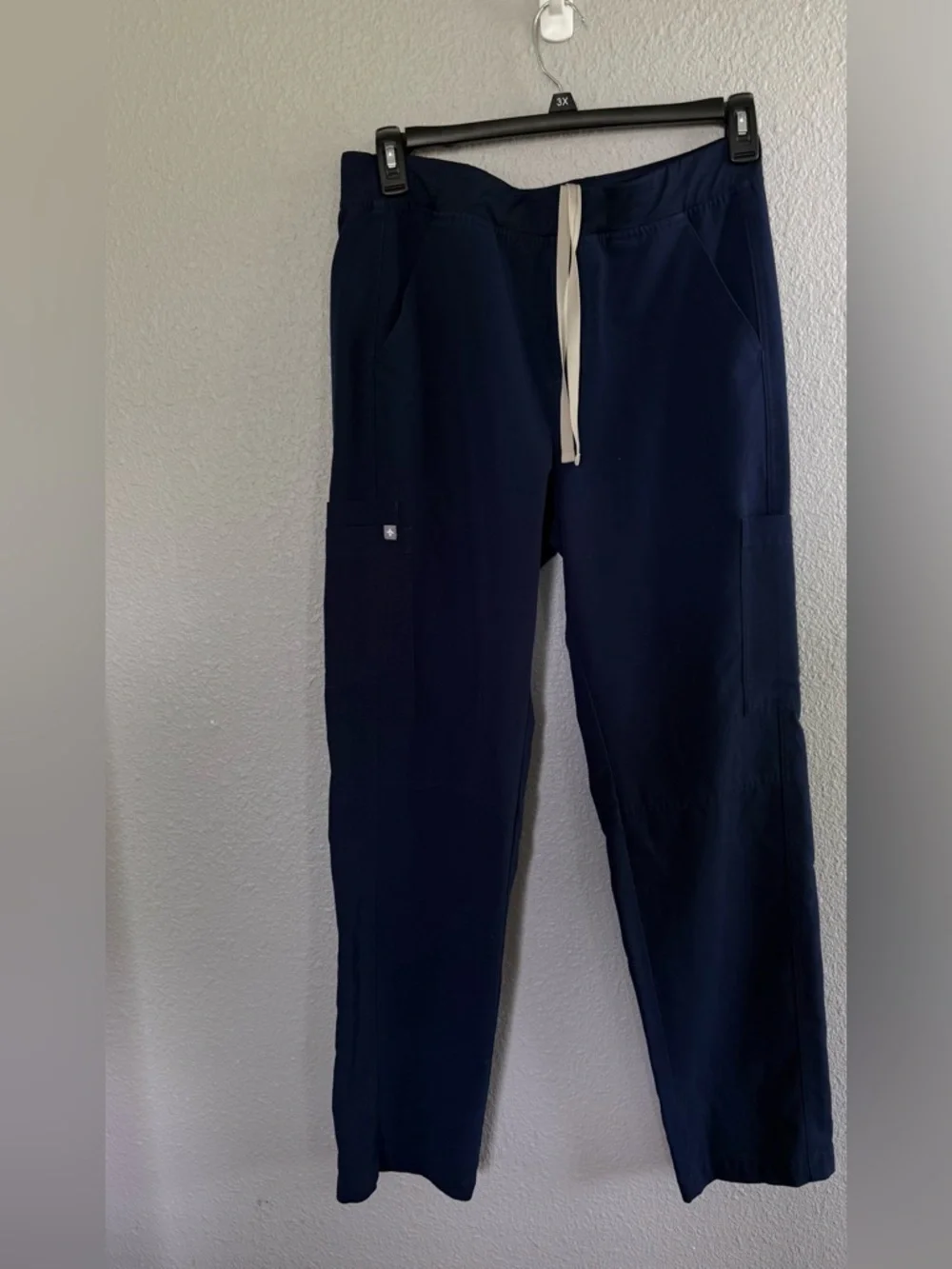 2 Pairs of Men’s Figs Axim Cargo Scrub Pants size Large in Blue